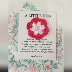 Pocket Hug Flower